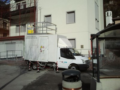 laboratorio mobile a soverzene-bl-.jpg