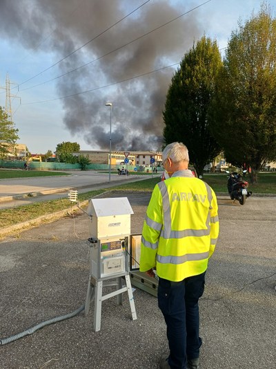 Incendio Nuova Deroma a Malo
