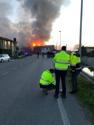 INCENDIO FRATTA POLESINE