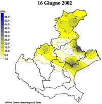 Mappa della precipitazione cumulata il 16 giugno 2002 sul Veneto. L'immagine evidenzia precipitazioni nel settore centro-settentrionale orientale, con due nuclei nella zona di Oderzo e Roncade, nel trevigiano.